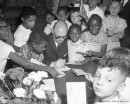 Visite des enfants du Negro Community Center (NCC), 1962, VM94-E39-004
