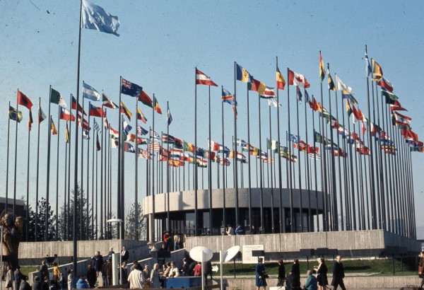 Pavillon des Nations-Unies / Guy Bouthillier. -1967. Archives de la Ville de Montréal. P141-1_31P003