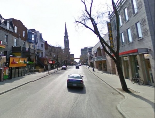 La rue Saint-Denis aujourd'hui, d'après Google Street View.