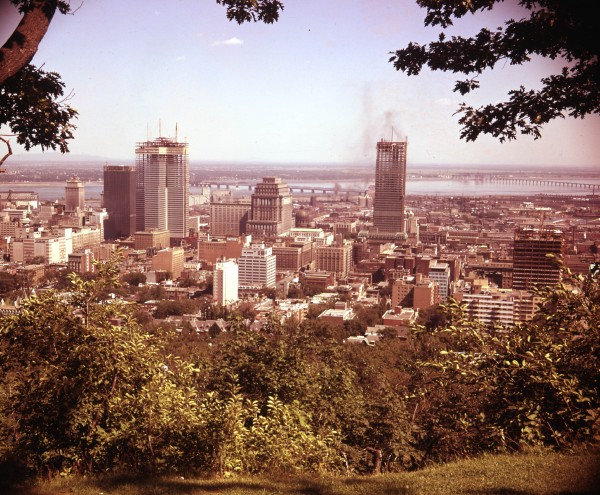Le centre-ville de Montréal, 1962, VM94-Ad123-010