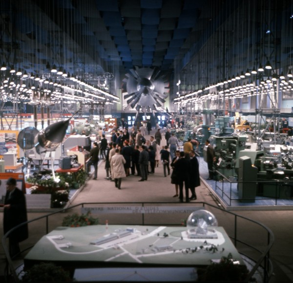 Exposition française. Palais du Commerce. 1963. VM94-Ud3-032.