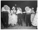 Danseurs à la fête en plein air au Marché Maisonneuve, 1940. VM12,S2,SS3,SSS1,D9
