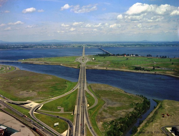 Pont Champlain et l'Île des Soeurs, 1969. VM94-B070-001