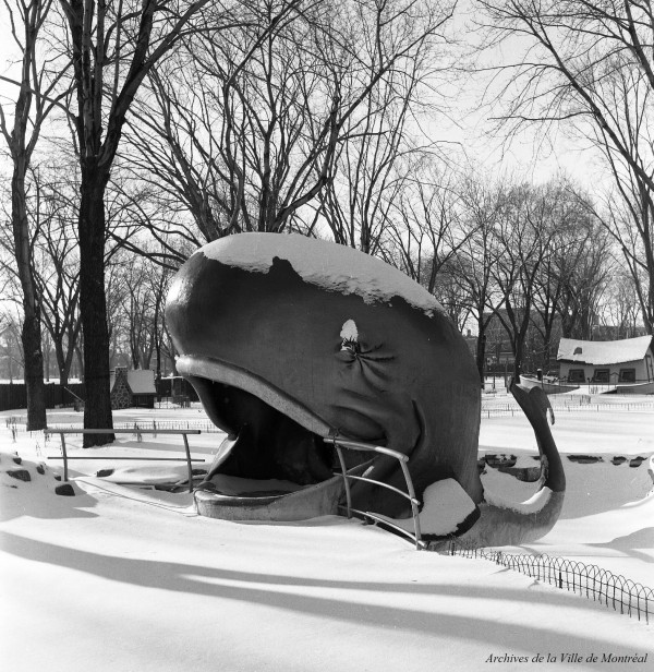 La baleine bleue du Jardin des Merveilles sous la neige, 1960, VM94,SY,SS3,D432-05