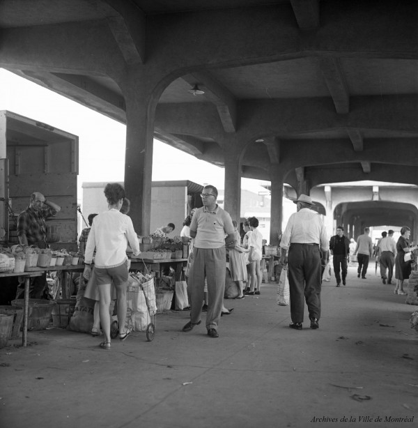 Le marché Jean-Talon,  8 août 1963, VM94-A0102-007