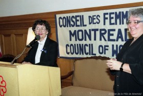 Amy Fowler Williams, présidente du Conseil des Femmes de Montréal et Léa Cousineau, 12 janvier 1993, VM94-1993-0016-004.