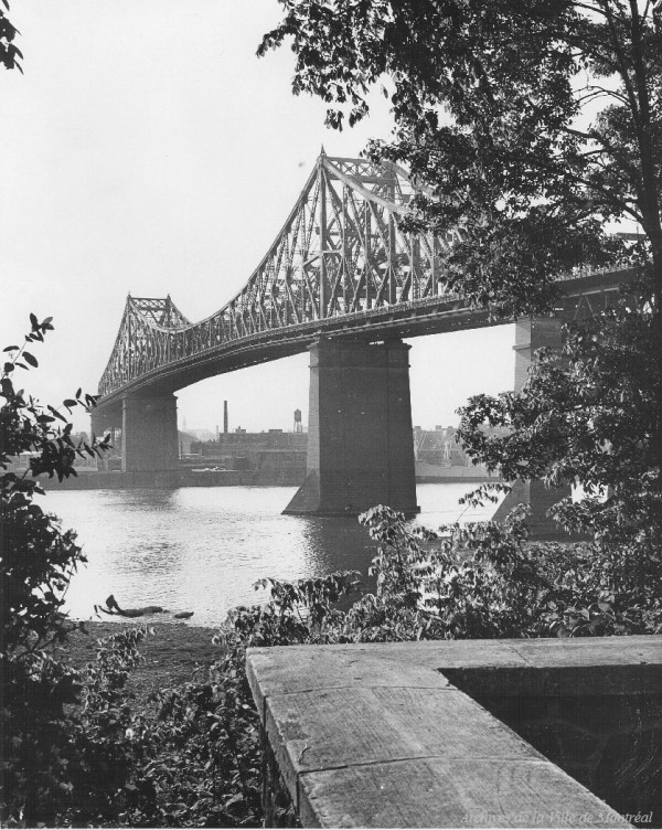 Pont Jacques-Cartier, années 1960, VM6-D780-23-13-017