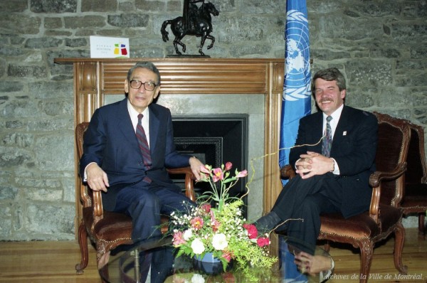 Visite de Boutros Boutros Ghali, secrétaire général des Nations-Unies, 23 mai 1992, VM94-E7975-012