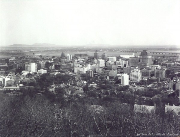 Montréal, vers 1958. VM94-J0348-003