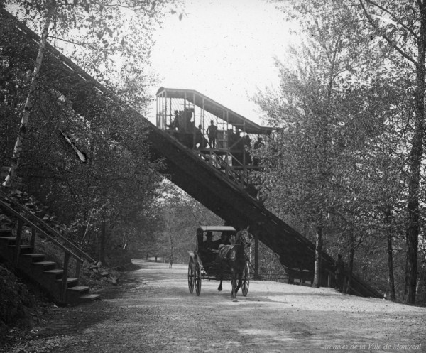 Funiculaire du parc du Mont-Royal, photo Edgar Gariépy, 1917. BM42-G1040