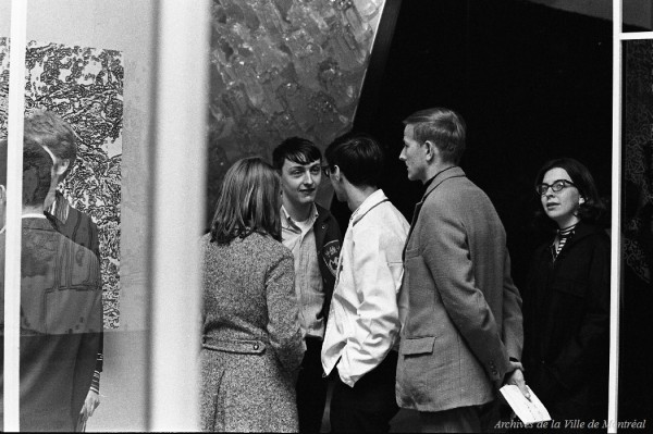 Visite du pavillon de la Scandinavie. - 28 avril 1967. P132-2_011-015. Archives de la Ville de Montréal.