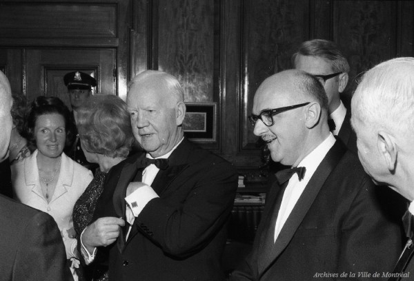 Jean Drapeau et le président de la République fédérale d'Allemagne, Heinrich Luebke. 13 juin 1967. VM94-X024-035. Archives de la Ville de Montréal.