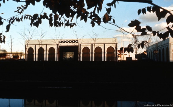 Pavillon du Koweit. Été 1967. VM94-EXd281-016. Archives de la Ville de Montréal.