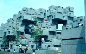 Habitat 67 / Gilbert Ouellet. - 1967. Archives de la Ville de Montréal. P123_1P007
