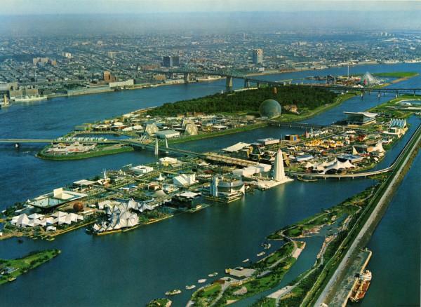 Vue aérienne du site et des pavillons. - 1967. Archives de la Ville de Montréal. P67-Y_2