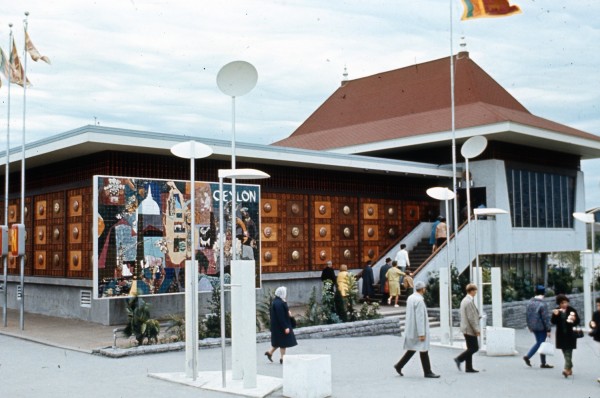 Pavillon du Ceylan / Office national du film du Canada. – 1967. Archives de la Ville de Montréal. VM94-EXd281-065