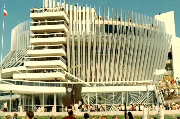 Pavillon de la France / Michel Sokolyk. – 1967. Archives de la Ville de Montréal. P124_1P006