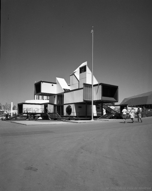 Pavillon de Cuba à Terre des Hommes / Armour Landry. - 28 mai 1968. - Archives de la Ville de Montréal. VM94-EX114-010