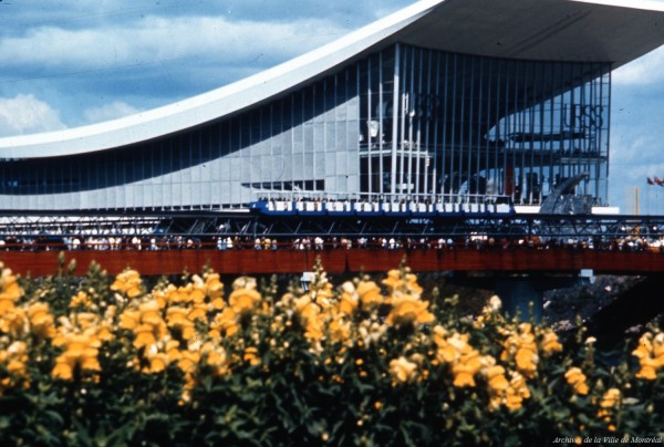 Pavillon de l'URSS / Office national du film du Canada. – 1967. – Archives de la Ville de Montréal. VM94-EXd281-029