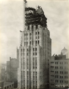 Construction de l’édifice Aldred. 1931. P174-Y-D002-007. Archives de la Ville de Montréal.